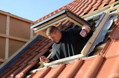 Pose de fenêtres de toit Velux à Géry
